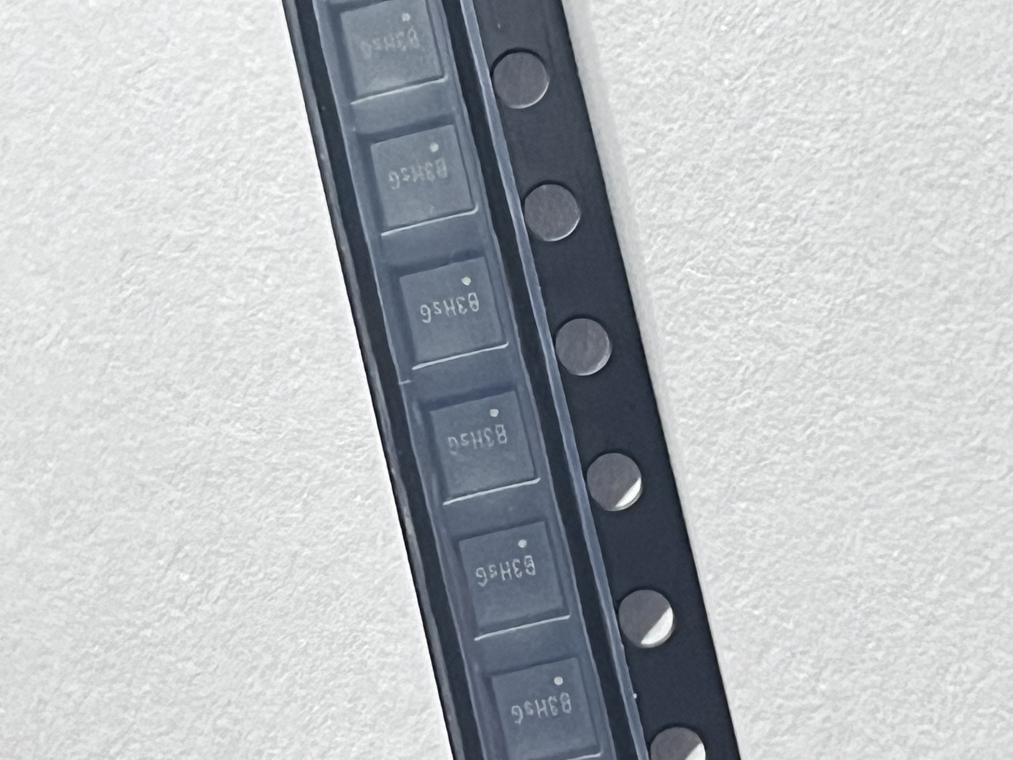 SY8388ARHC - Step-down 8A - QFN-16-EP(2.5x2.5)